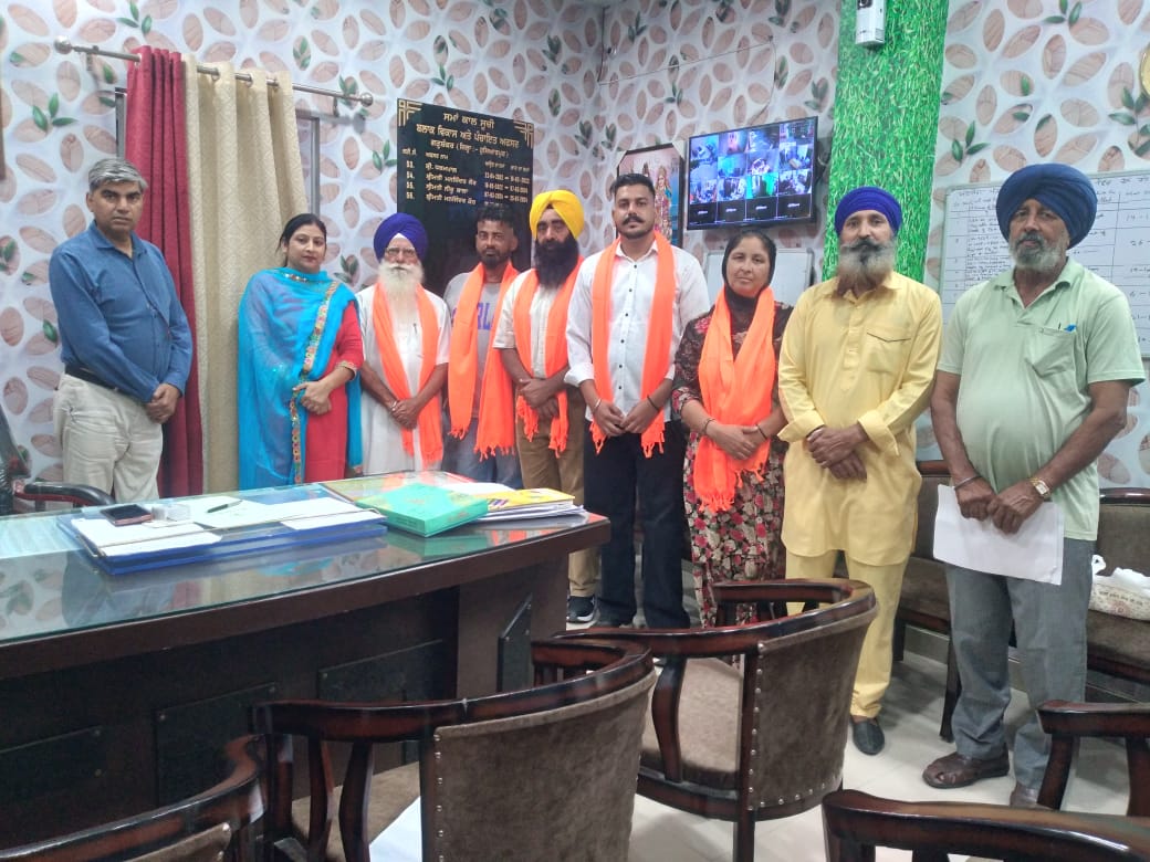 ਮਾਸਟਰ ਬਲਵੀਰ ਸਿੰਘ ਪਿੰਡ ਅਕਾਲਗੜ੍ਹ ਦੇ ਸਰਬ ਸੰਮਤੀ ਨਾਲ ਚੁਣੇ ਗਏ ਸਰਪੰਚ